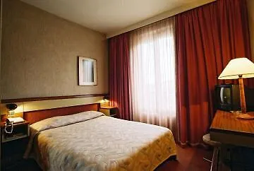 Hotel Western Segur Paris